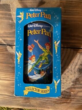 Walt Disney Peter Pan Collector Series Cup - Blue